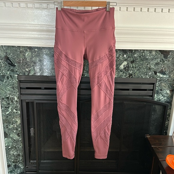 lululemon athletica Pants - Lululemon Wunder Under High-Rise Tight* Flocked 28" Plumful size 6